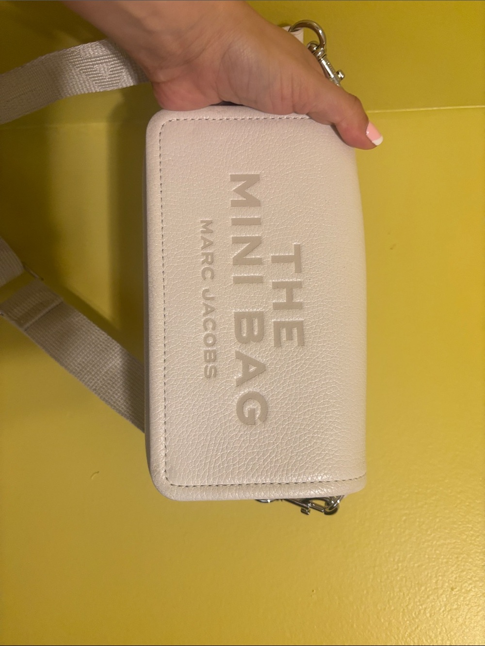 Marc Jacobs Mini Bag in Off-White with Silver Hardware - Picture 2 of 5